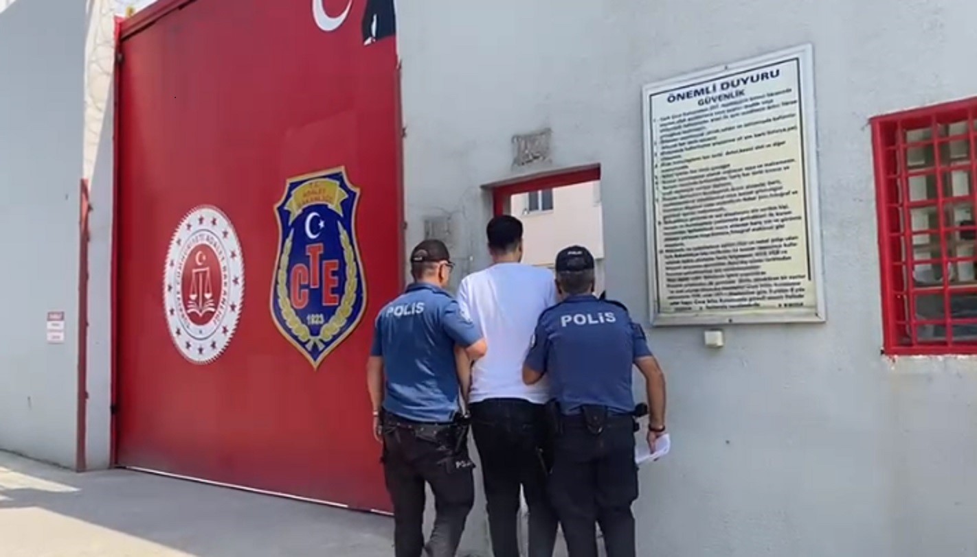 Arsuz’da bıçaklı kavganın şüphelisi tutuklandı