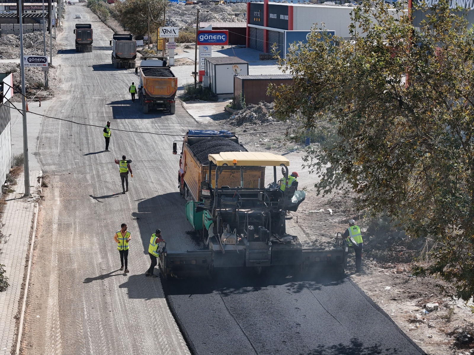 KÜÇÜK SANAYİ SİTESİ YOLU ASFALTLANDI