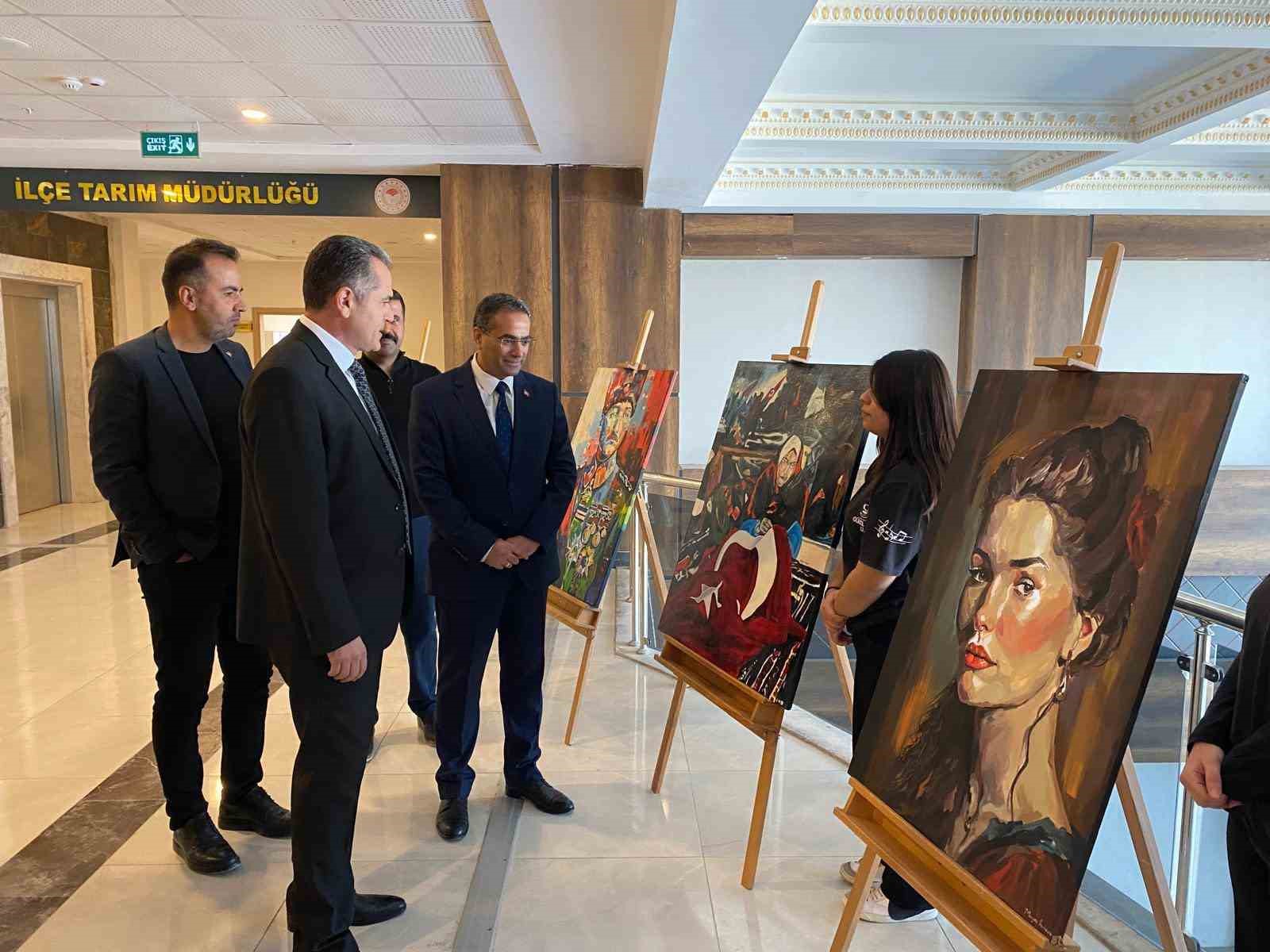 Antakya’da güzel sanatlar lisesi öğrencilerinden resim sergisi