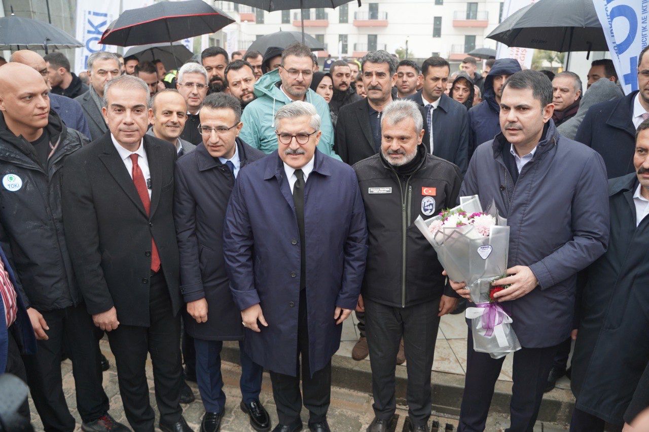 Çevre ve Şehircilik Bakanı Murat Kurum Kırıkhan’da İncelemelerde Bulundu